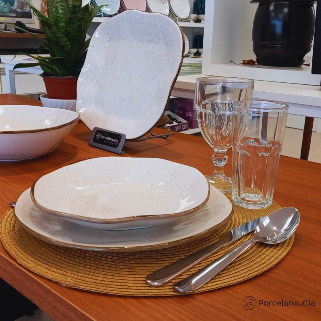 Jogo De 6 Pratos Rasos 27,5cm Oxford Ryo Maresia Cor Branco e Marrom