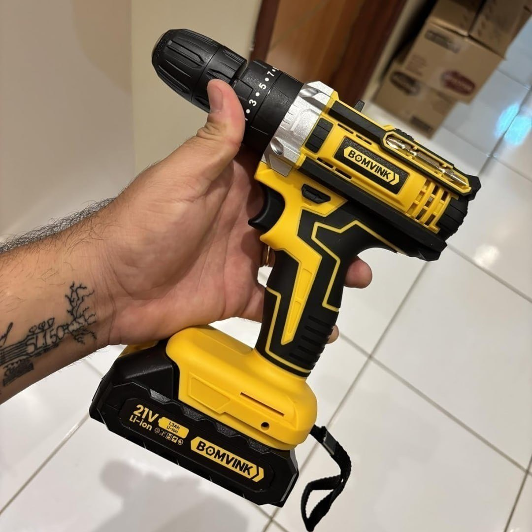 Parafusadeira e Furadeira a Bateria 21V com Empunhadura Emborrachada