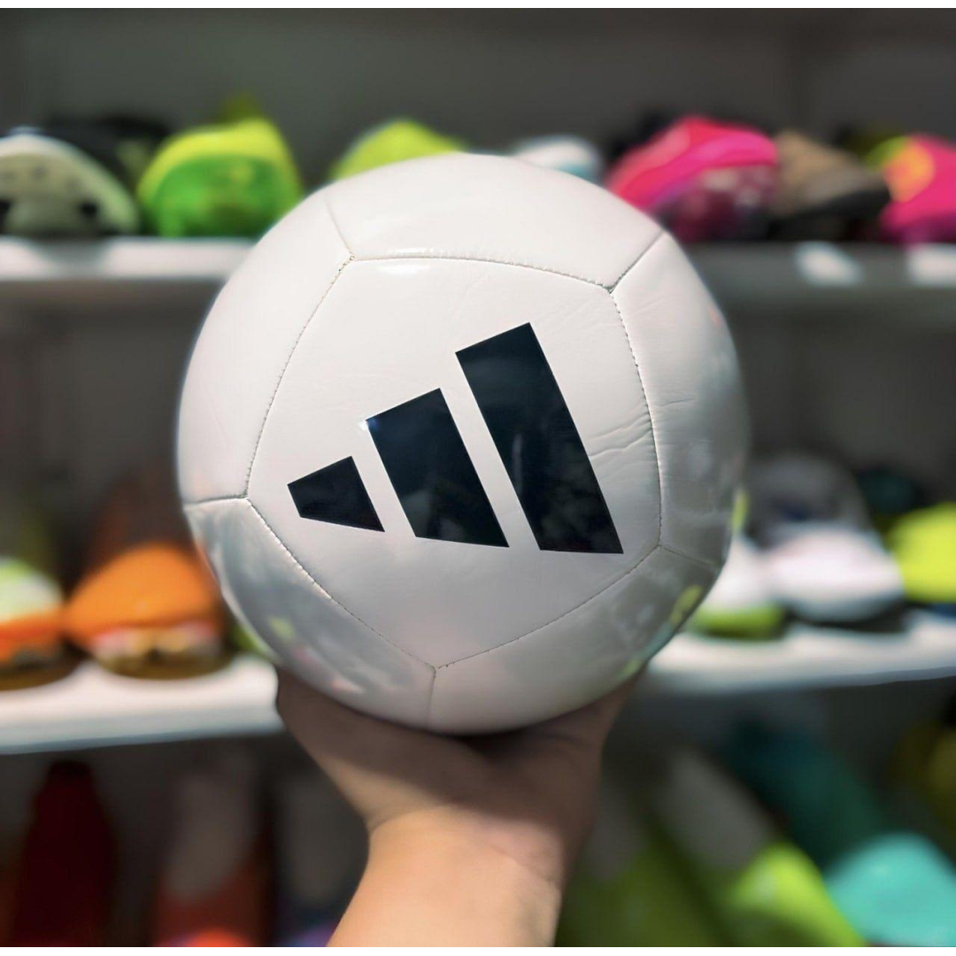 Bola De Futebol De Campo adidas Adiversal Cor Branco/Preto