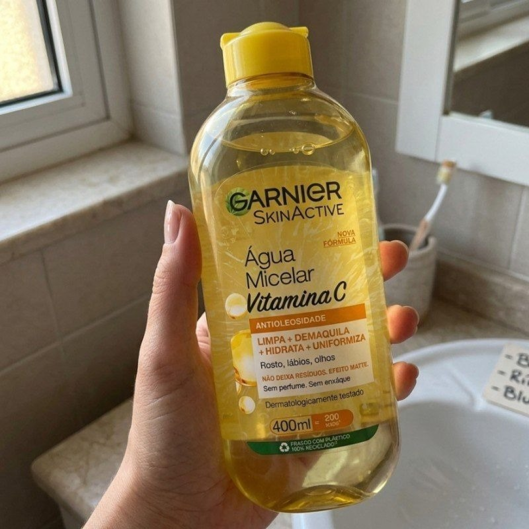 Kit com 2 Água Micelar Antioleosidade Vitamina C 400ml Garnier