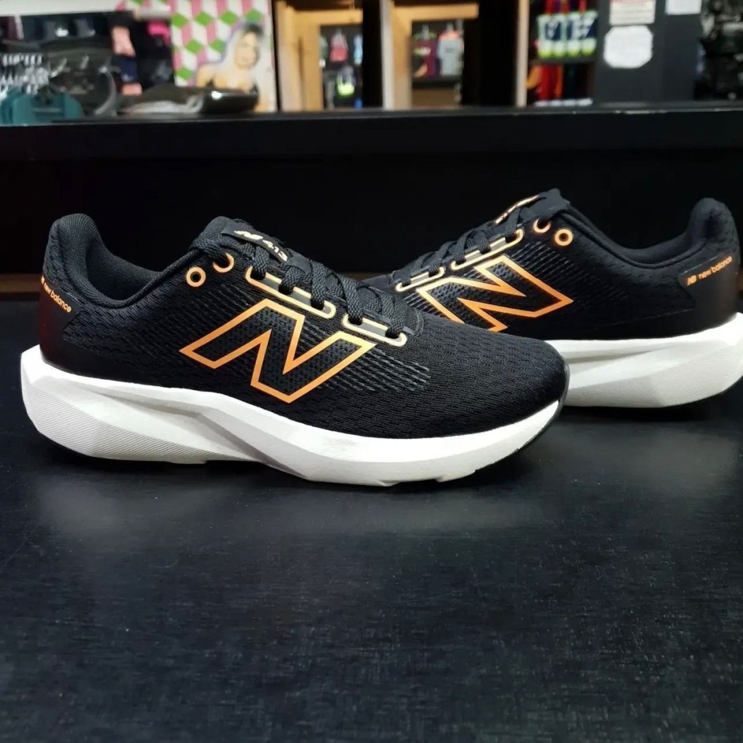 Tênis New Balance 413v3