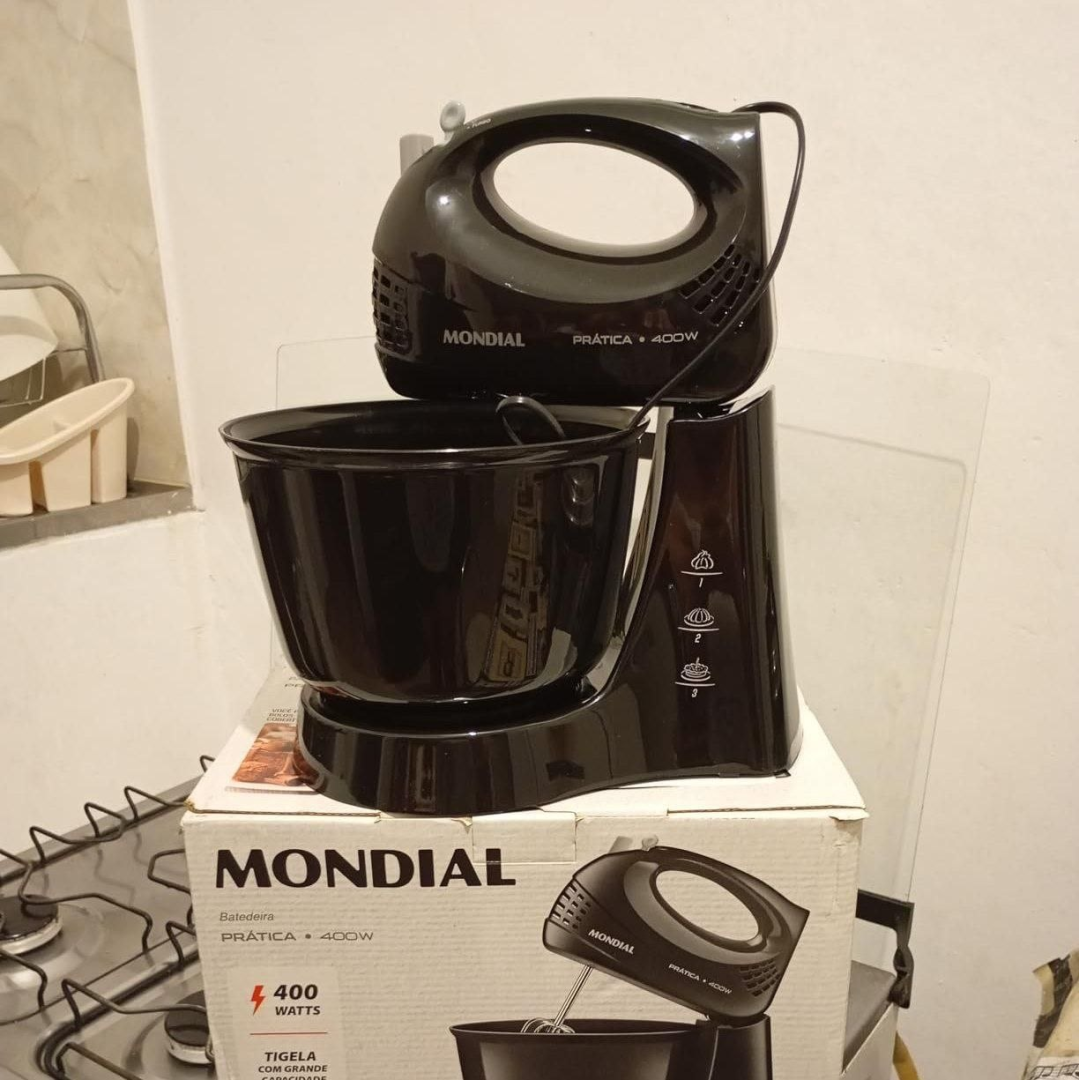 Batedeira Prática B-44 com 3 Velocidades Mondial - 110V