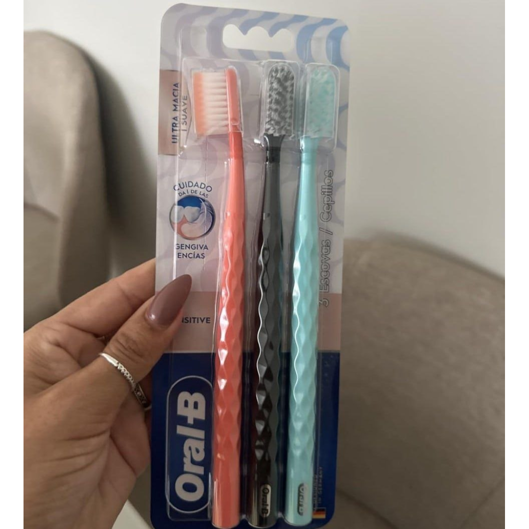 Oral B Iconic Premium, escova de dentes, 3 unidades