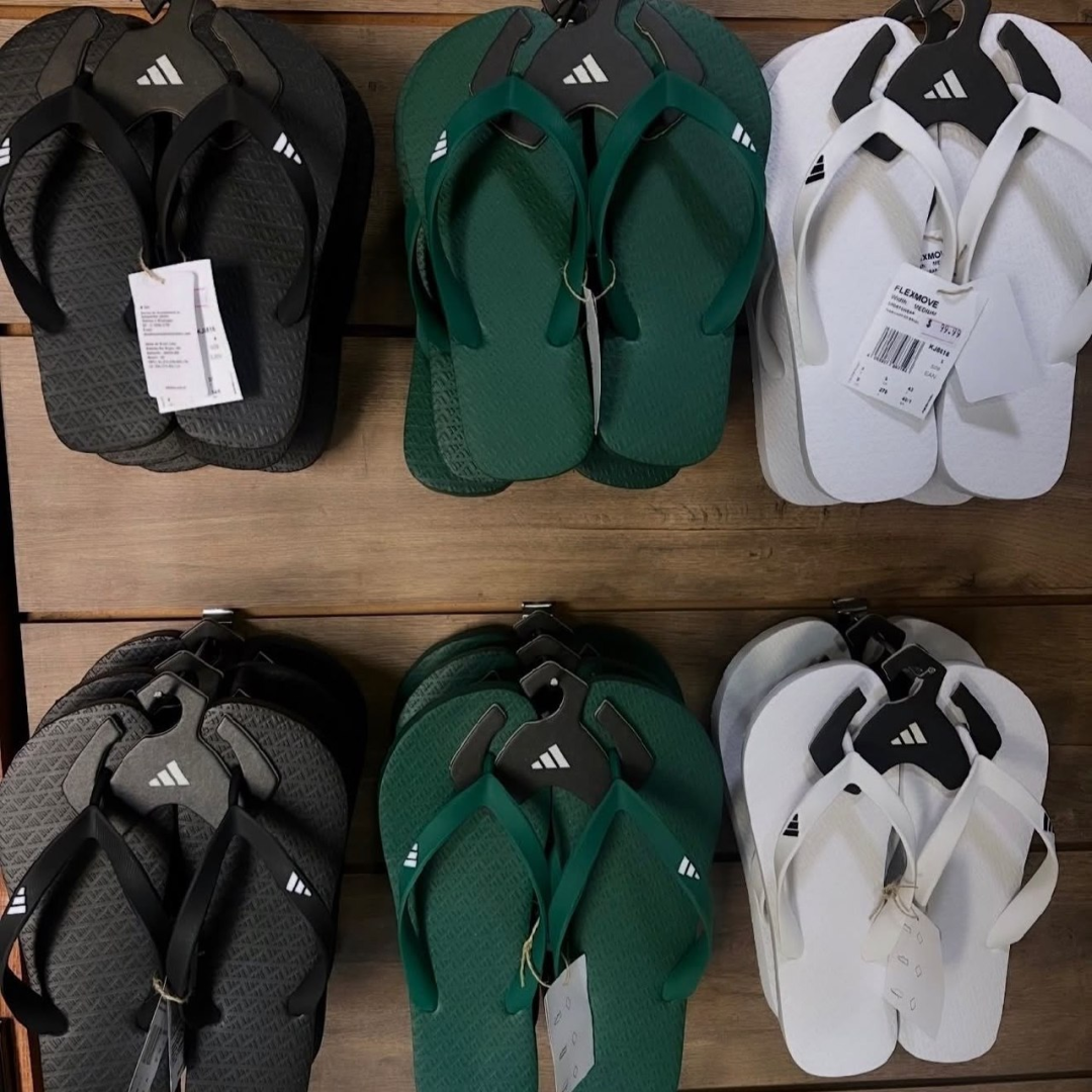 MENOS DE 60 CONTO NO CHINELO DA ADIDAS