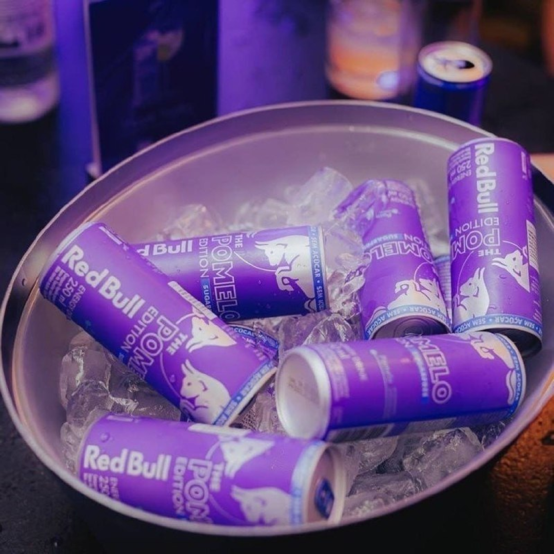 Pack com 24 Latas Red Bull Pomelo Edition Sem Açúcar 250ml