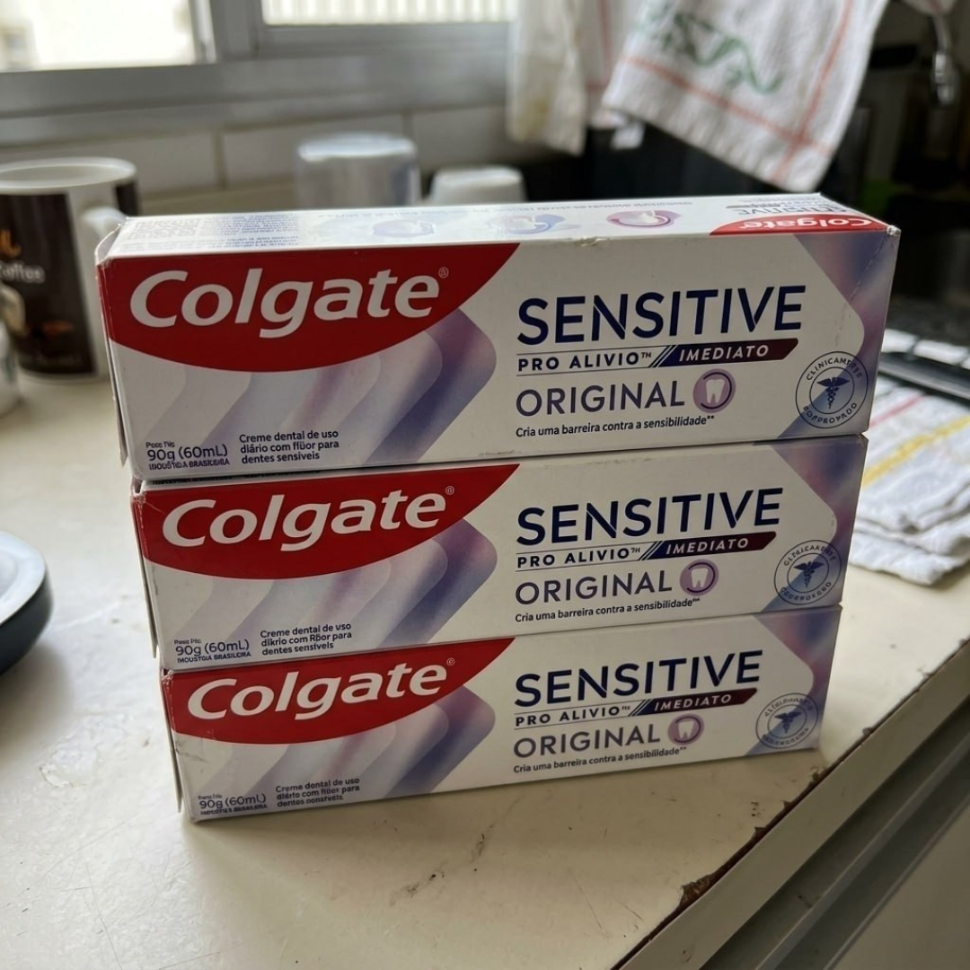 Kit com 3 Creme Dental Colgate Sensitive Pro Alívio 90g