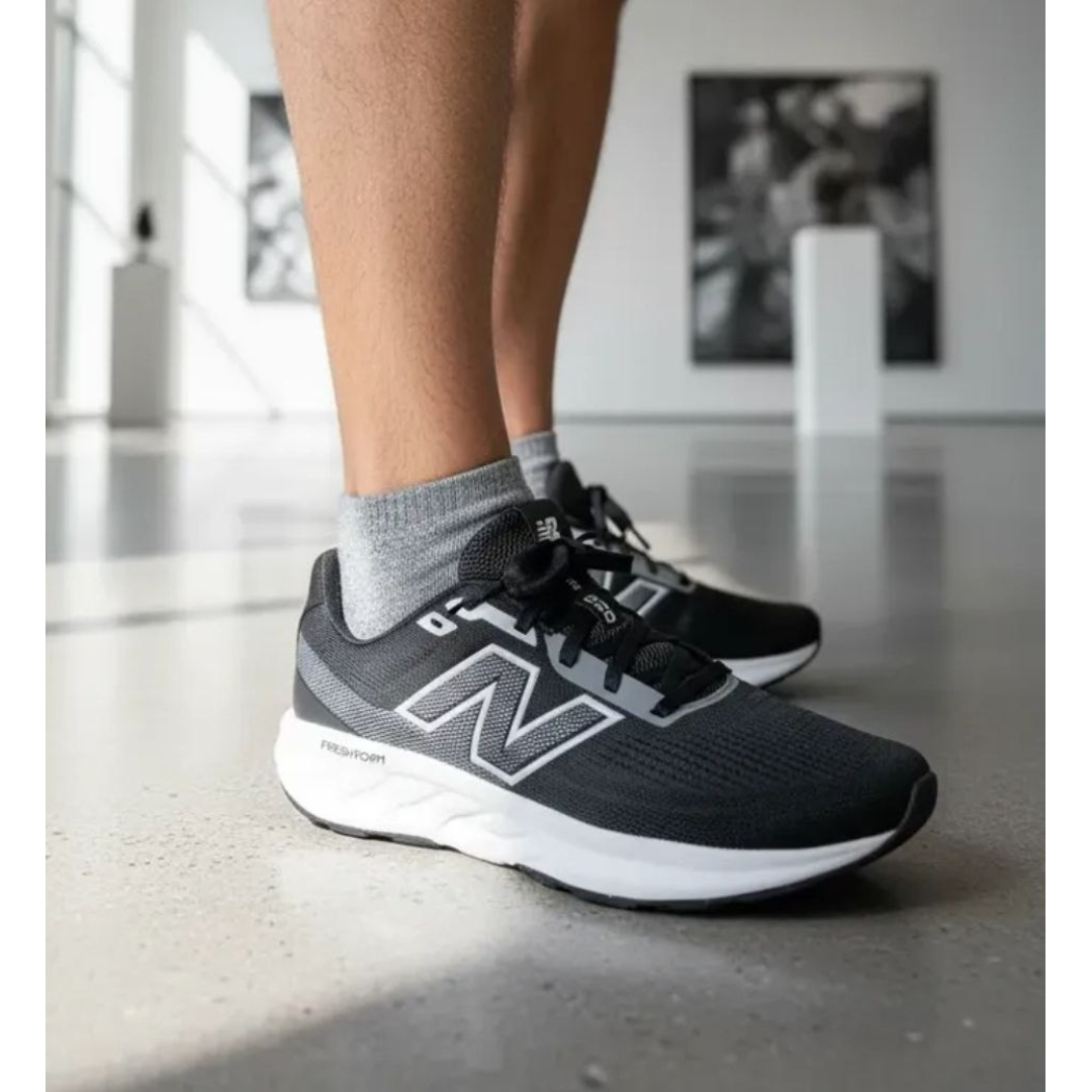 Tênis Masculino New Balance 520v9 Esportivo Fresh Foam Run