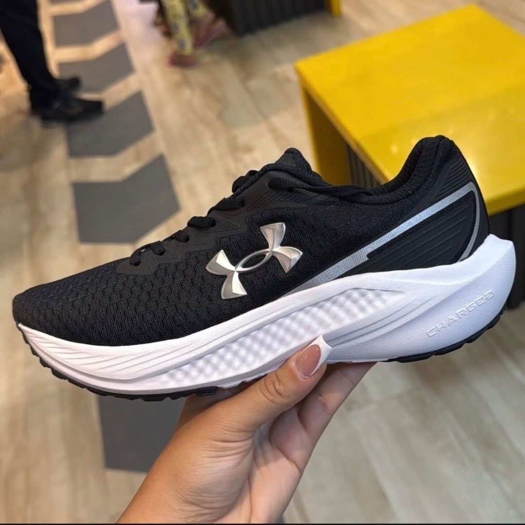 Tênis Under Armour Charged Wing 2 (5 cores)