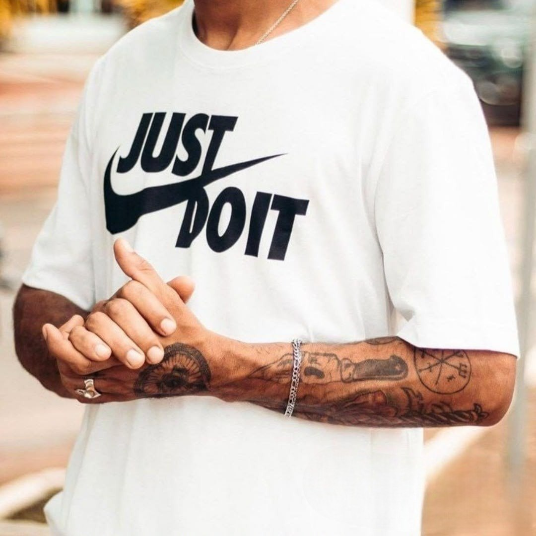 Camiseta Nike Sportswear JDI