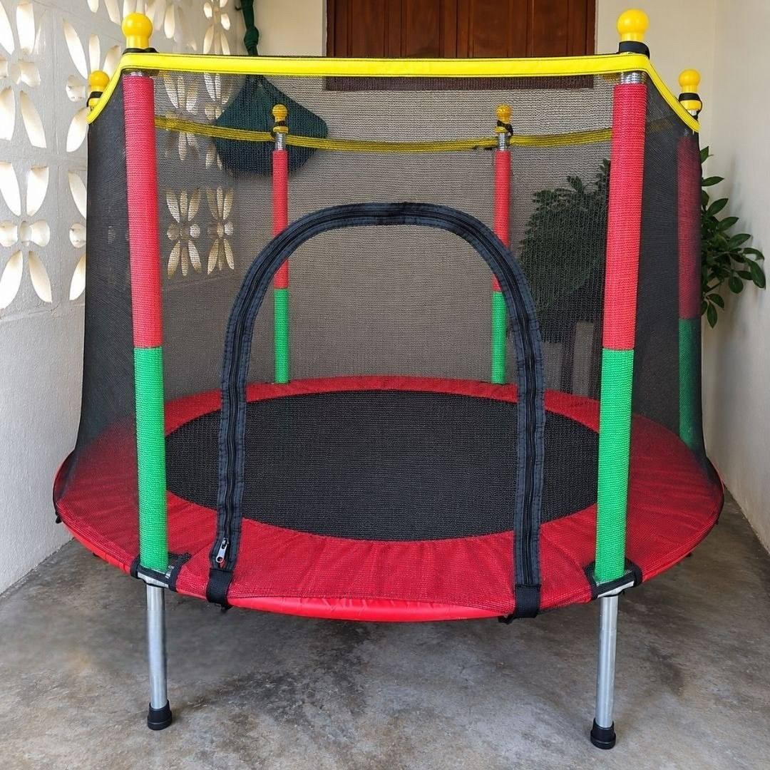 Cama Elástica Pula Pula Infantil Trampolim 1,4 Metros Atentu
