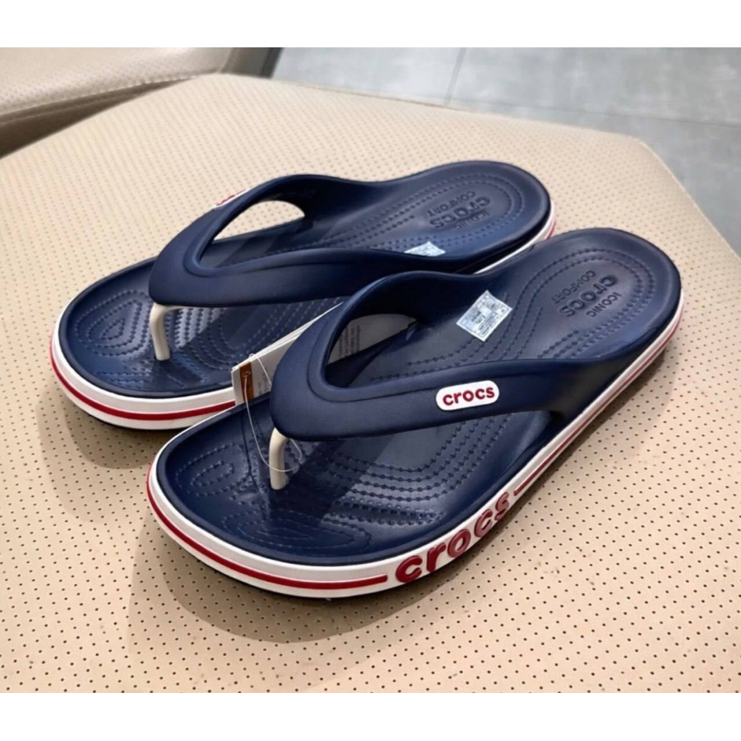Chinelo Crocs Bayaband Flip Navy/pepper