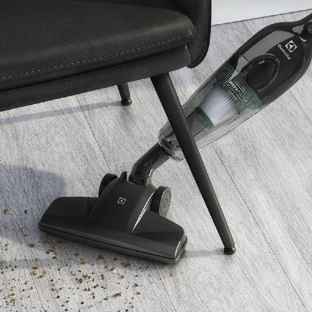 Aspirador De Pó Vertical Electrolux 1.100w Cabo De 5m Portátil De Mão 2 Em 1 Potente Com Capacidade 1,2l Filtro Hepa Preto 127v