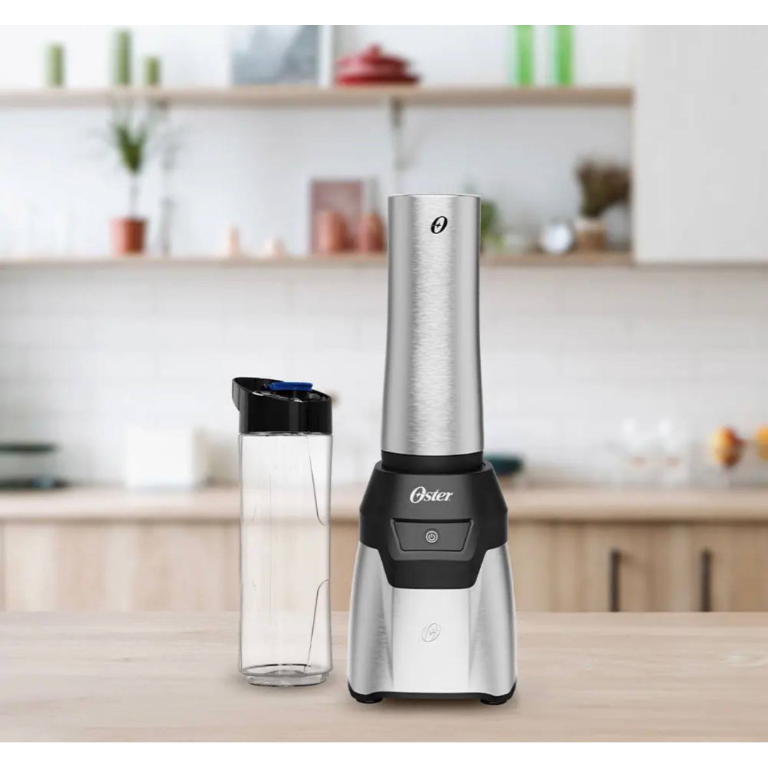 Blender Power Inox Oster Com 2 Jarras To Go Cor Prateado 127v