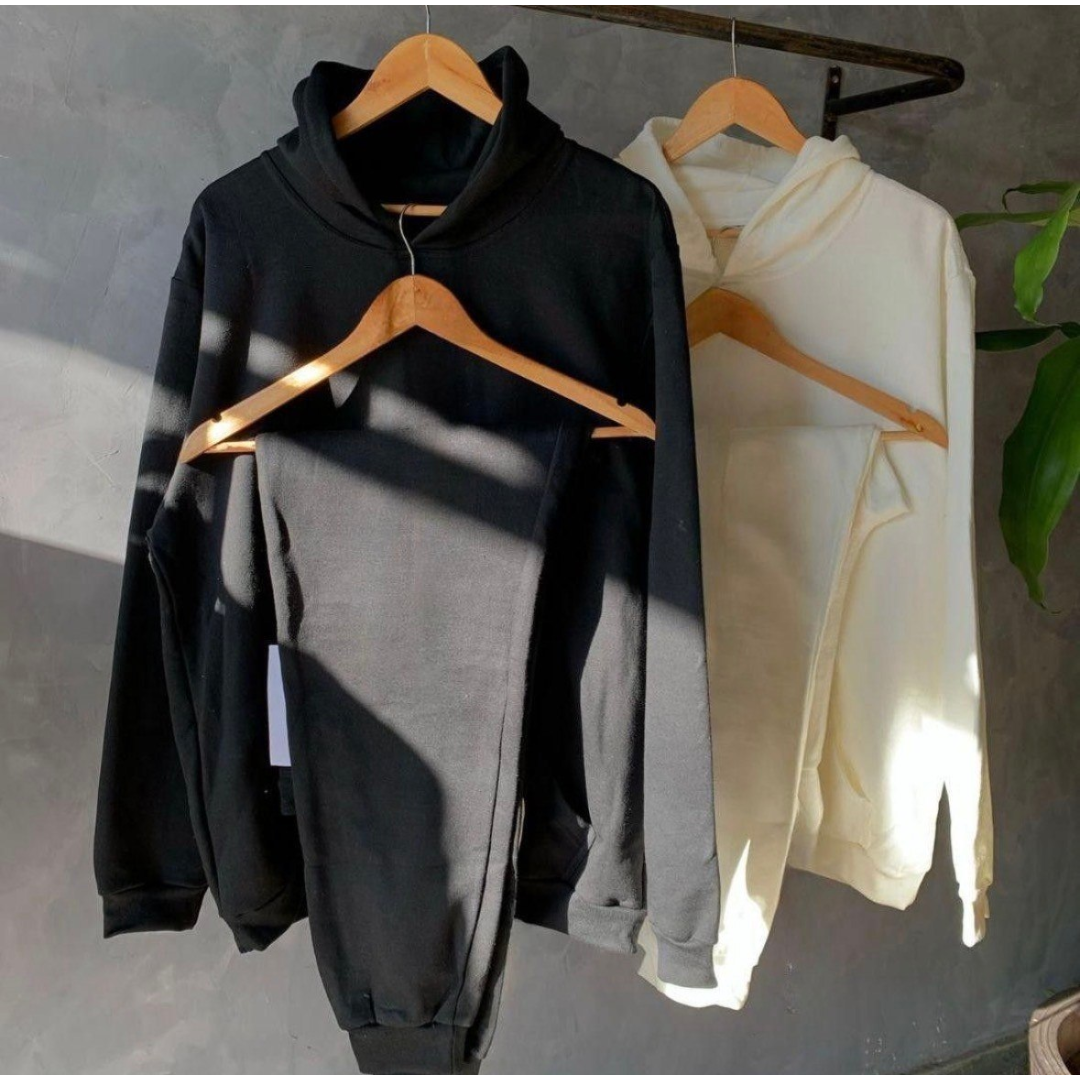 é a blusa + calça