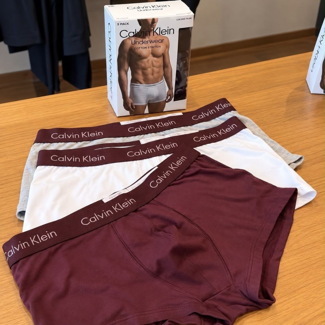 Kit com 3 Cuecas Calvin Klein Low Rise Trunk
