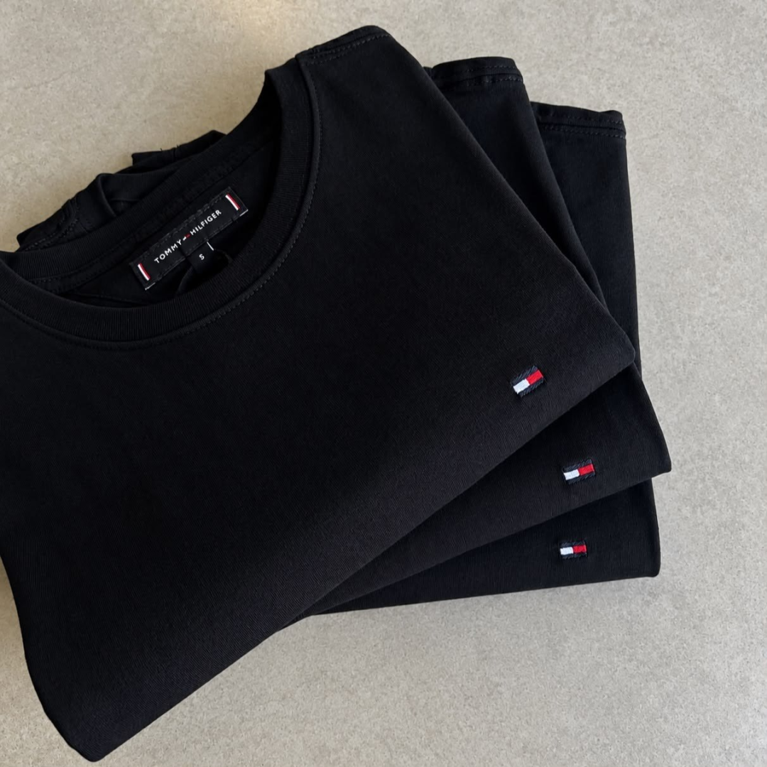 Kit com 3 Camisetas Tommy Hilfiger