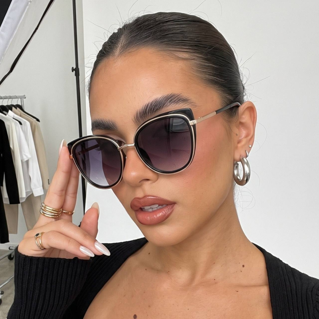 Óculos De Sol Feminino Gatinho Moda Em Alta Proteção Uv400 Desenho Preto e dourado