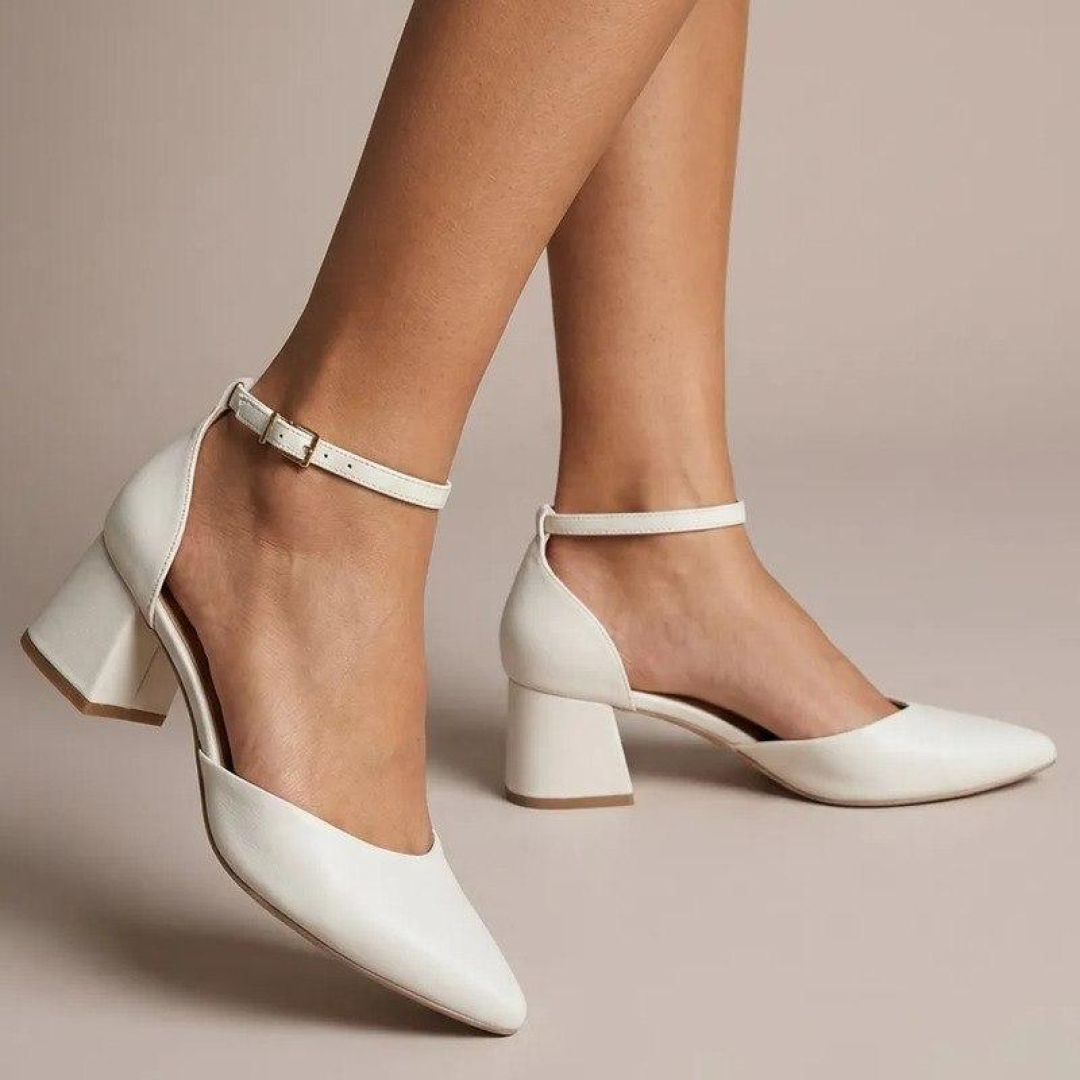 Sapato Scarpin Salto Baixo Bloco Fivela Ajustável Salomé