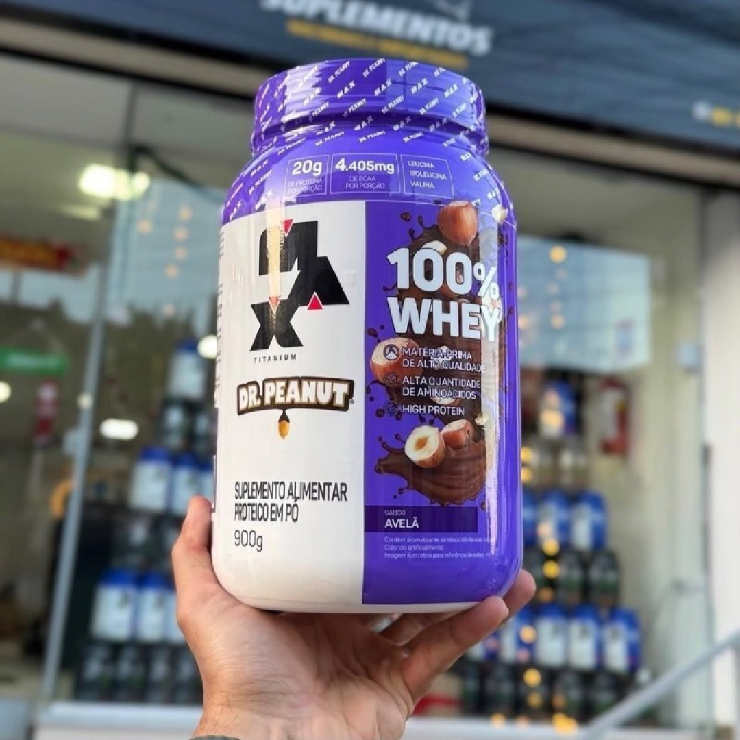 100% Whey Max Titanium x Dr. Peanut 900g Sabor Avelã