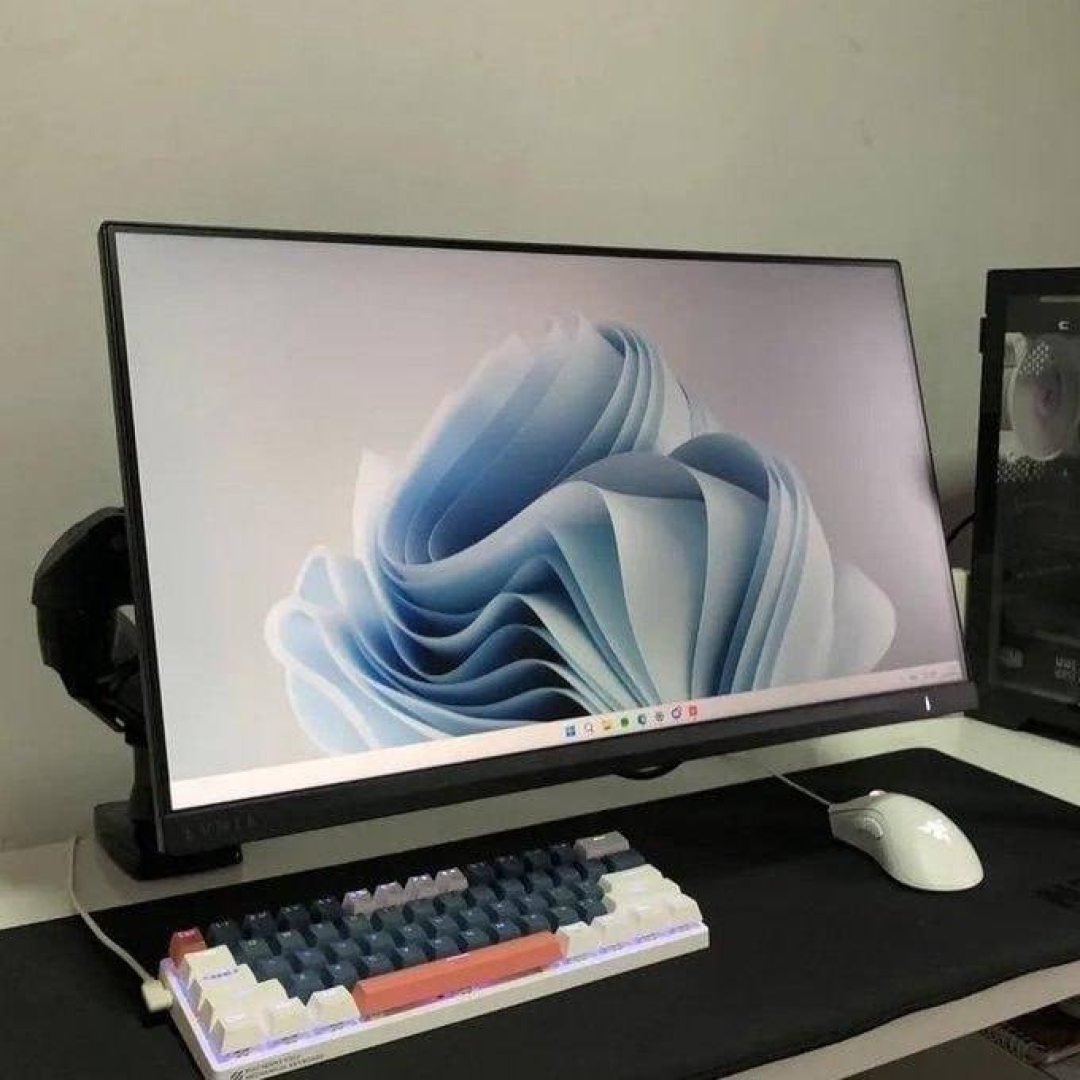 Monitor Gamer Philips Evnia 27'' 144hz 0,5ms Ips Full Hd Preto 127/220v