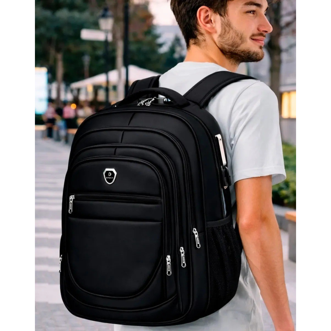 Mochila Impermeável Notebook Reforçada 40L