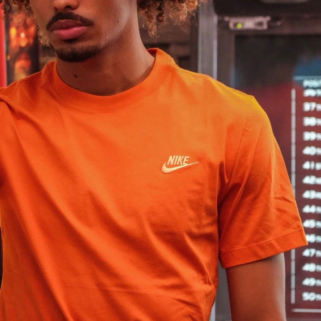 Camiseta Nike Sportswear Club