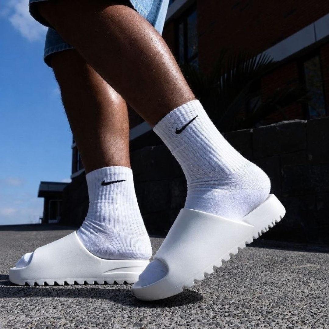 Chinelo Nuvem Slide Retro (5 cores)