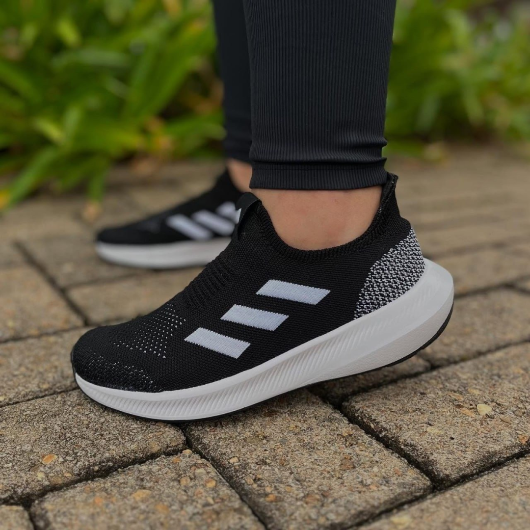 Tênis Adidas Lite Flow