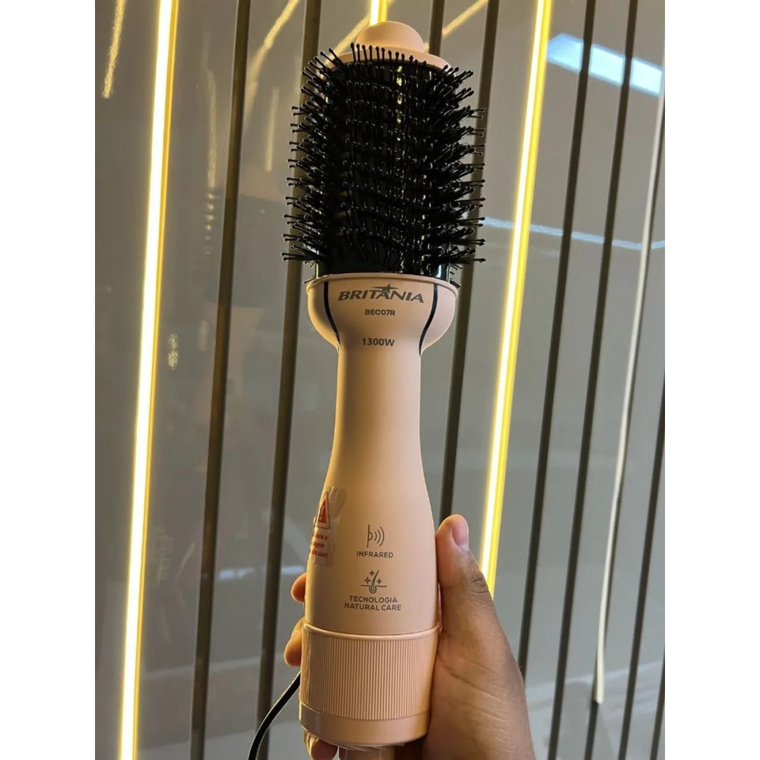 Escova Secadora Britânia BEC07R 4 Em 1 1300W Cabo Giratório Rosa