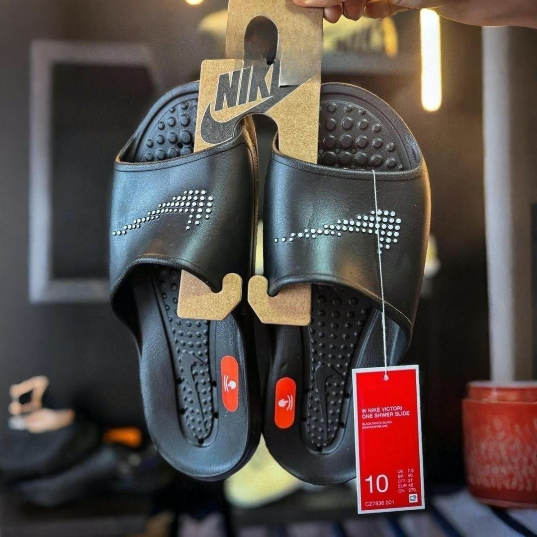 Chinelo Nike Victori One