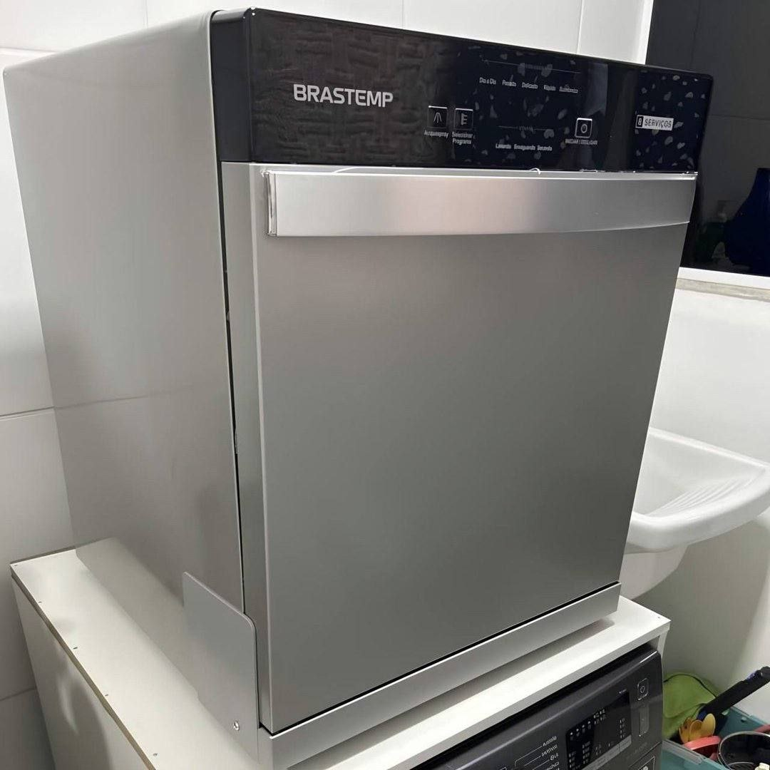 Lava-Louças Brastemp 8 Serviços Inox - BLF08BS
