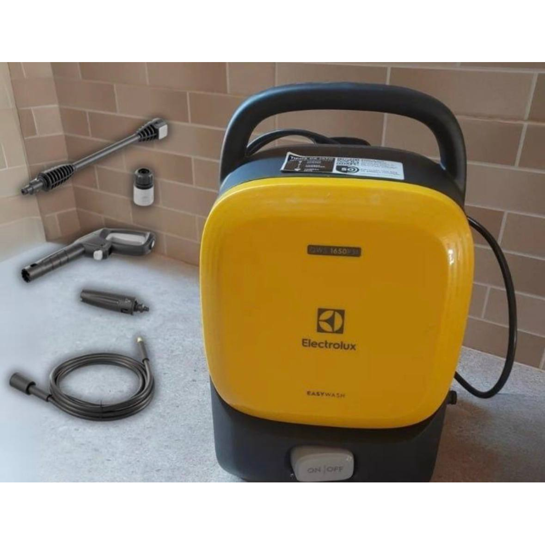 Lavadora De Alta Pressão Electrolux 1650psi 1400w De Potência Com Engate Rápido Easywash Lava Jato Qws1650 Amarelo 220v 60 Hz