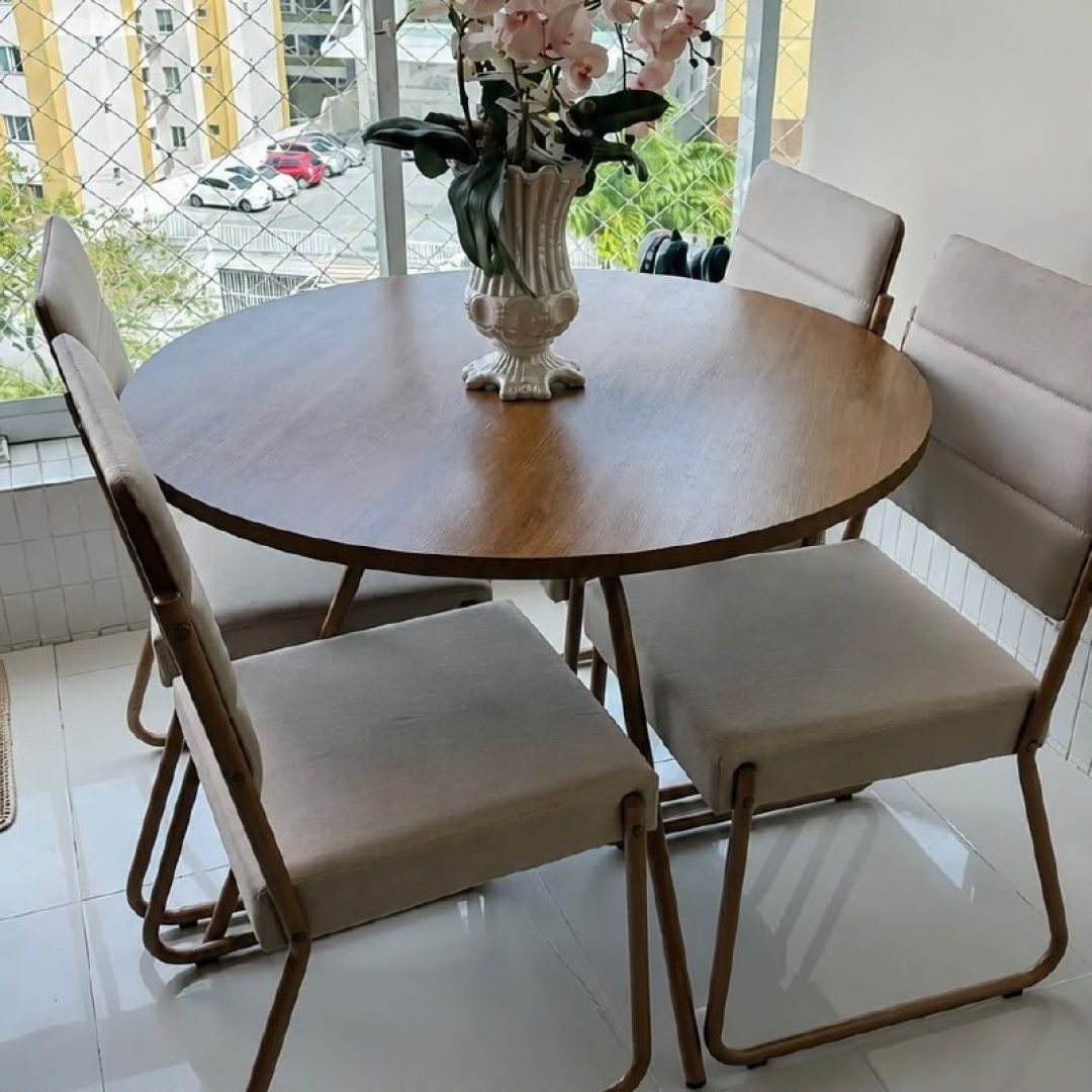 Conjunto Sala de Jantar 4 Cadeiras San Francisco Carraro Freijó com Rosê