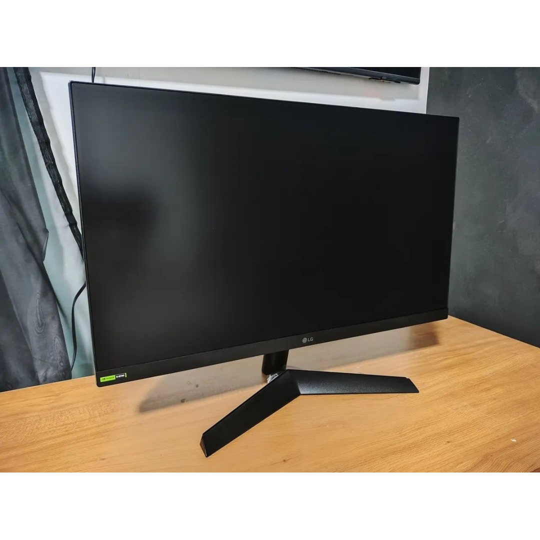 Monitor Gamer LG 24gs60f-b.awm Fhd 23,8 Ultragear Ips 180hz Nvidia G-sync E Amd Freesync 1ms Led Lcd Pc Cor Preto 127/220v