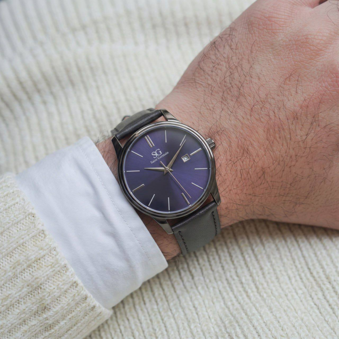 Relógio Masculino Couro Azul Caixa Prata Saint Germain 42mm Preto Azul-marinho