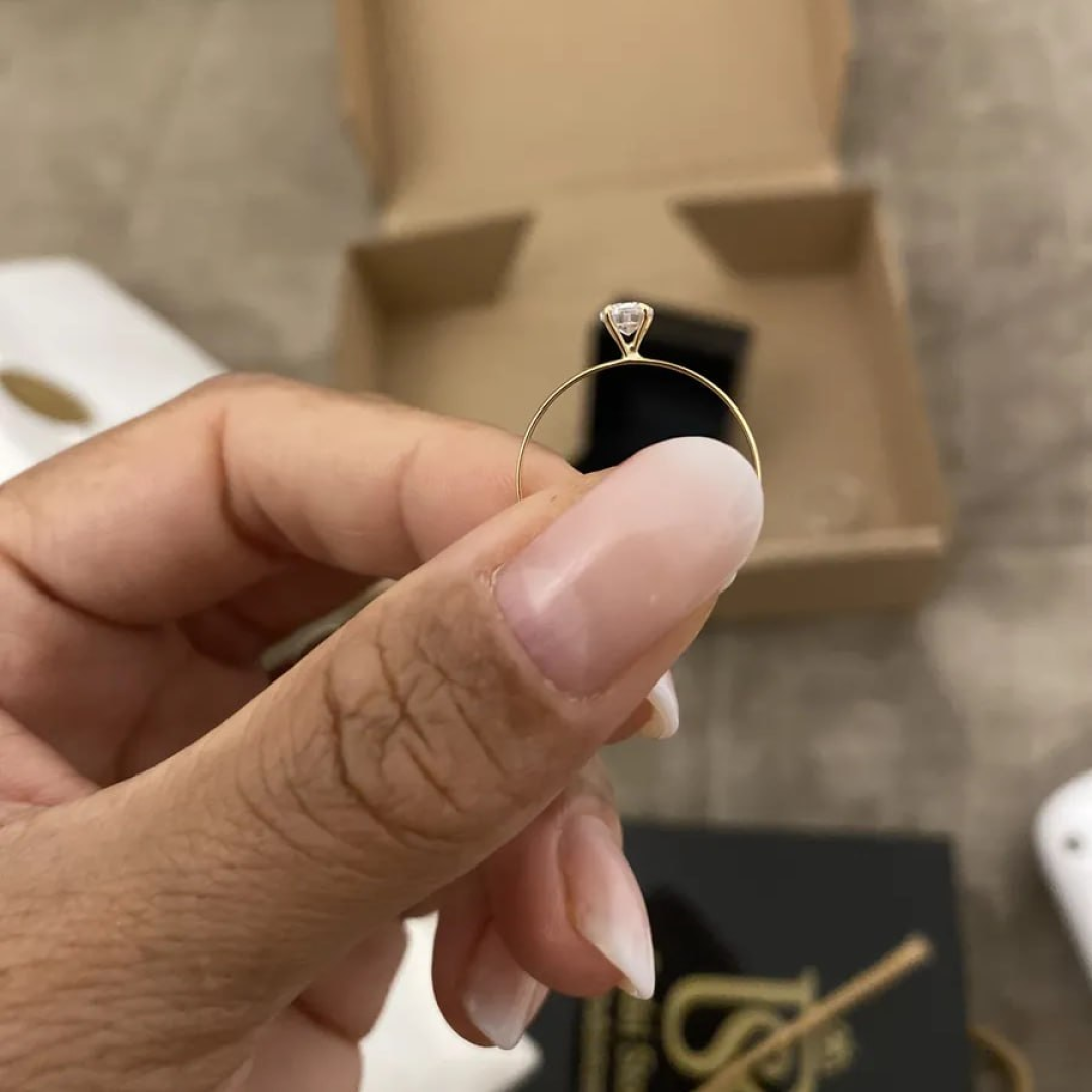 Anel Solitário de Ouro 18k 4mm 1 Aro