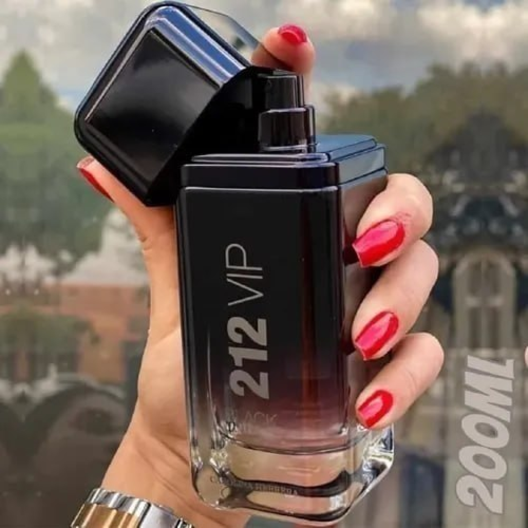 Perfume Carolina Herrera 212 VIP Black EDP 200ml Masculino