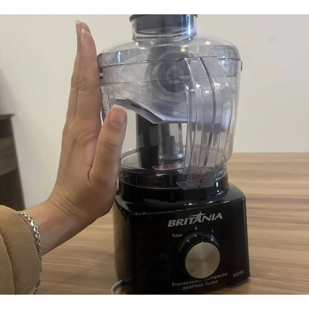 Multiprocessador Britânia BMP900P Turbo com 500 mL e 300 W – Preto