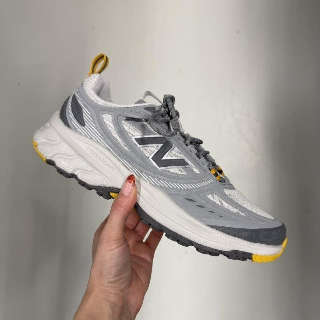 Tênis New Balance Fresh Foam 410v9